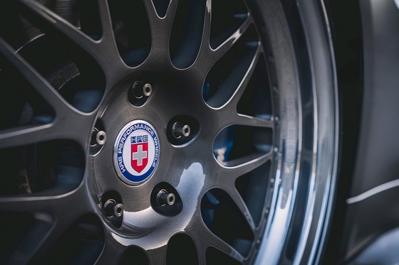 O prato profundo HRE forjou as rodas uma configuração 6061-T6 de 3 partes