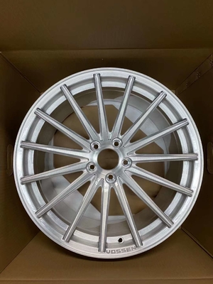 A prata escovada Vossen VFS-2 forjou as rodas para BMW E93 M3