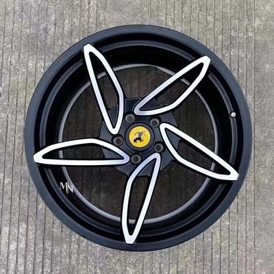 5 raios Ferrari forjaram as rodas para 458 um revestimento feito sob encomenda de 488 aranhas