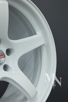 Relhas de Nismo 57CR de forja personalizada 370Z 350Z Clubsport Jantes brancos
