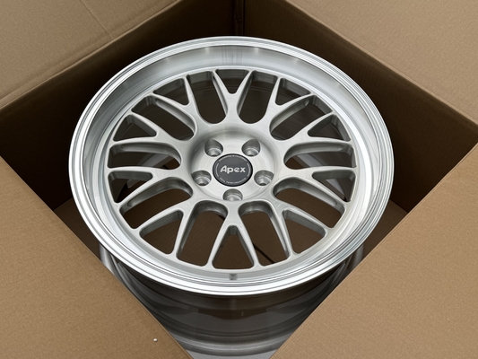 Apex ML-10RT Rodas Forjadas com Borda Usinada e Acabamento Escovado Transparente